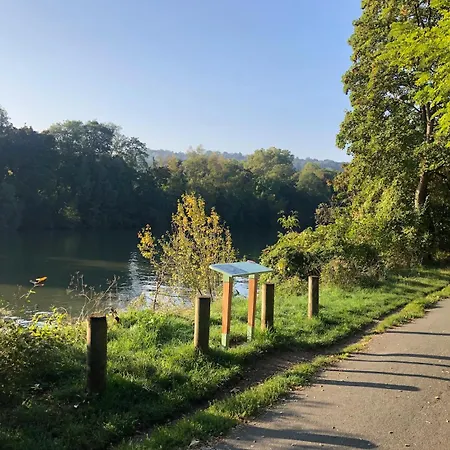 Bed & Breakfast L'etape Impressionniste Croissy-sur-Seine